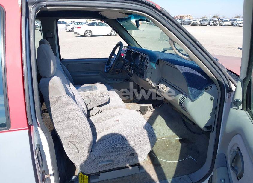 Photo 5 of 1998 Chevrolet C1500 FLEETSIDE (VIN 2GCEC19M8W1262449)