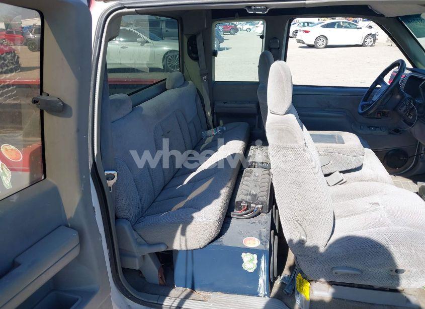 Photo 8 of 1998 Chevrolet C1500 FLEETSIDE (VIN 2GCEC19M8W1262449)