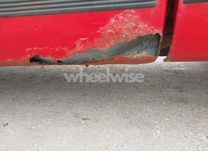 Photo 6 of 1996 Chevrolet Gmt-400 C1500 (VIN 2GCEC19M9T1199356)