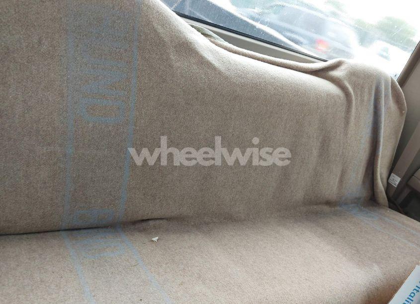 Photo 8 of 1996 Chevrolet Gmt-400 C1500 (VIN 2GCEC19M9T1199356)