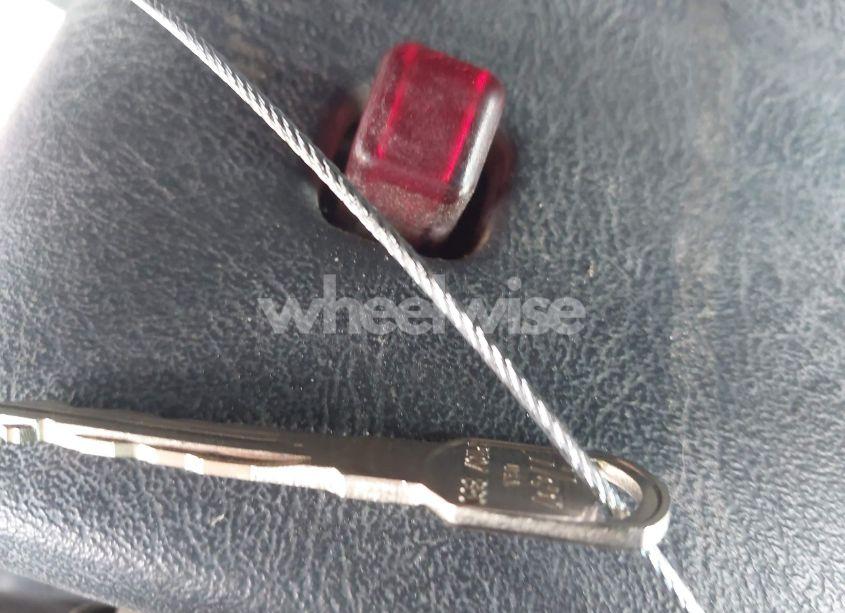 Photo 11 of 1996 Chevrolet Gmt-400 C1500 (VIN 2GCEC19R0T1234894)