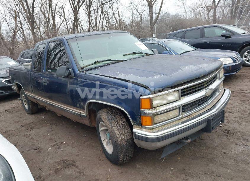 1998 Chevrolet C1500 FLEETSIDE (VIN 2GCEC19R0W1116302) main photo