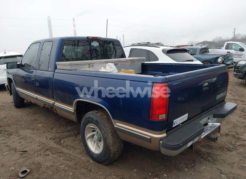 Photo 3 of 1998 Chevrolet C1500 FLEETSIDE (VIN 2GCEC19R0W1116302)