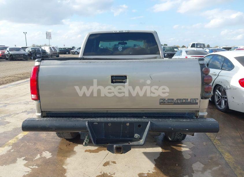 Photo 16 of 1998 Chevrolet C1500 FLEETSIDE (VIN 2GCEC19R2W1151360)