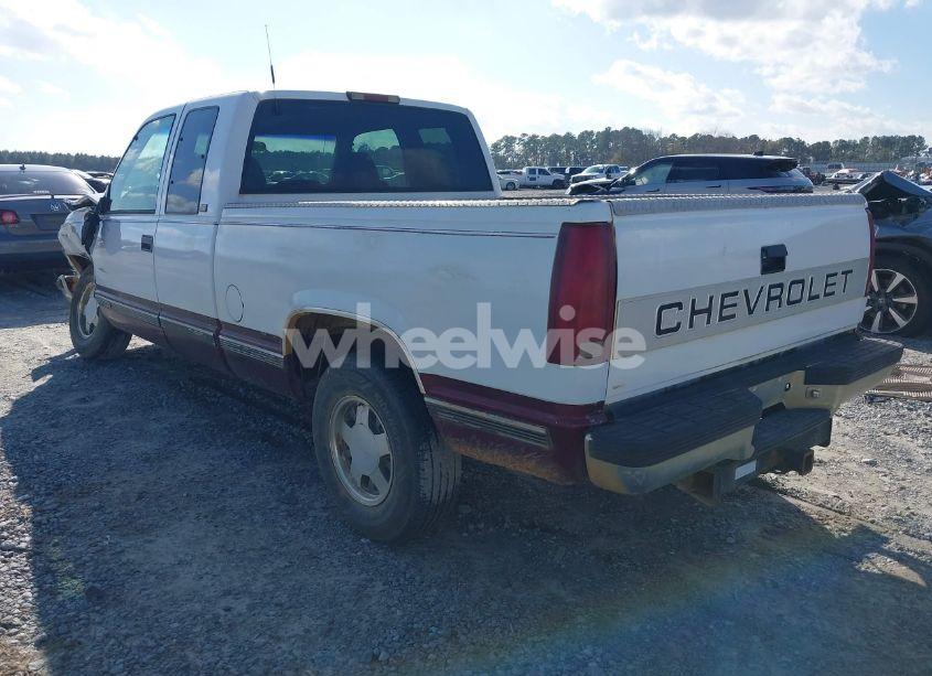 Photo 3 of 1997 Chevrolet C1500 FLEETSIDE (VIN 2GCEC19R3V1133013)
