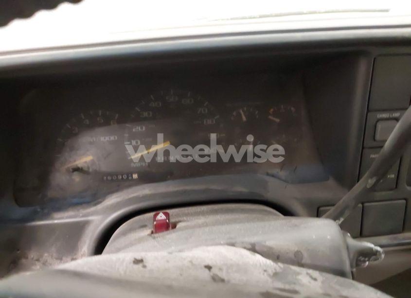 Photo 7 of 1997 Chevrolet C1500 FLEETSIDE (VIN 2GCEC19R3V1205439)