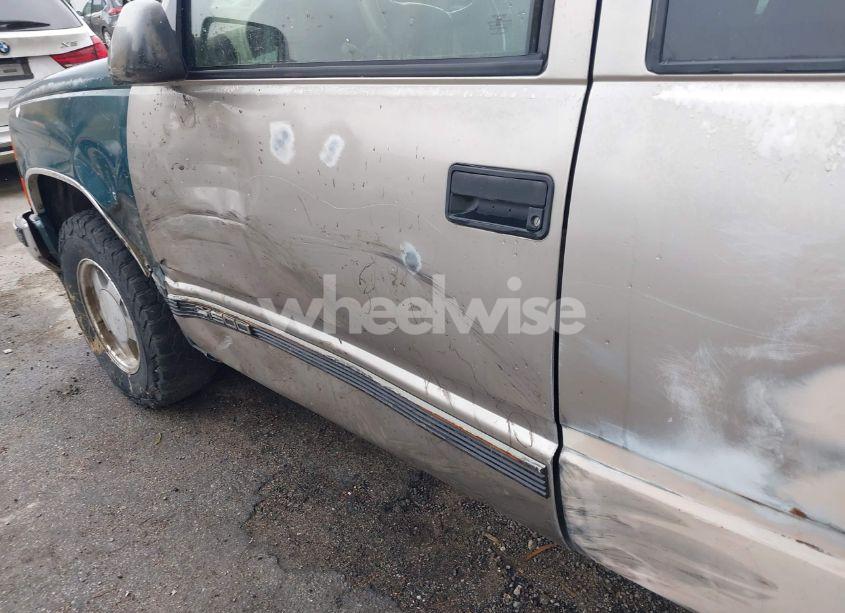 Photo 17 of 1998 Chevrolet C1500 FLEETSIDE (VIN 2GCEC19R3W1122806)