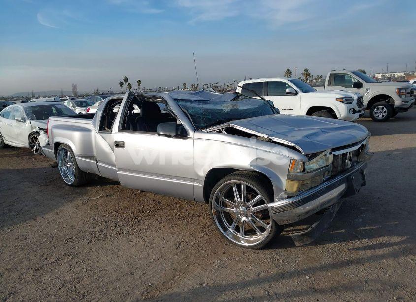 1997 Chevrolet C1500 FLEETSIDE (VIN 2GCEC19R7V1156777) main photo