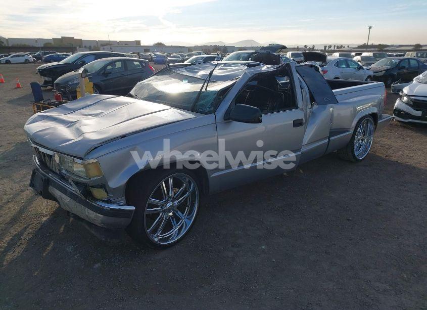 Photo 2 of 1997 Chevrolet C1500 FLEETSIDE (VIN 2GCEC19R7V1156777)