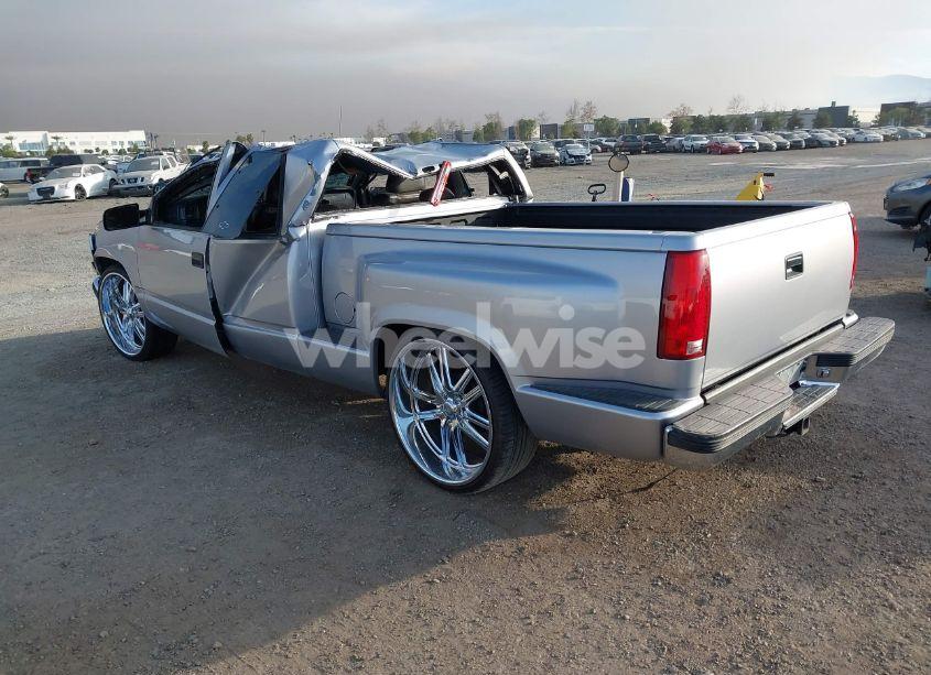 Photo 3 of 1997 Chevrolet C1500 FLEETSIDE (VIN 2GCEC19R7V1156777)