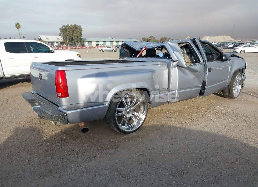Photo 4 of 1997 Chevrolet C1500 FLEETSIDE (VIN 2GCEC19R7V1156777)