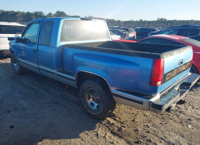Photo 3 of 1997 Chevrolet C1500 FLEETSIDE (VIN 2GCEC19R7V1236046)