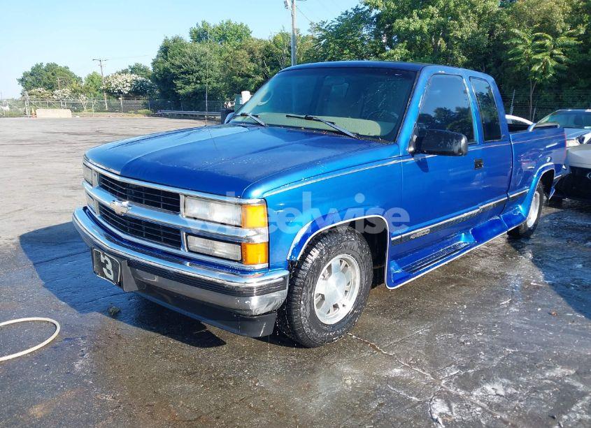 Photo 2 of 1997 Chevrolet C1500 FLEETSIDE (VIN 2GCEC19RXV1124552)