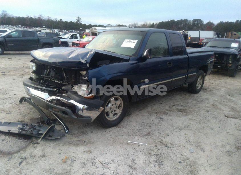 Photo 2 of 2001 Chevrolet Silverado 1500 LS (VIN 2GCEC19T011132455)