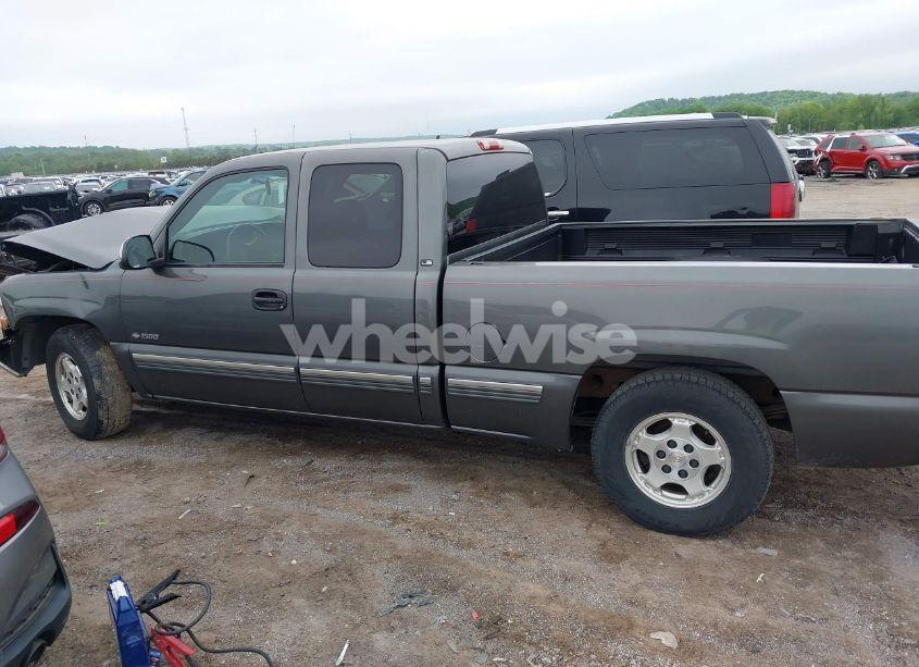 Photo 15 of 2001 Chevrolet Silverado 1500 LS (VIN 2GCEC19T011196527)
