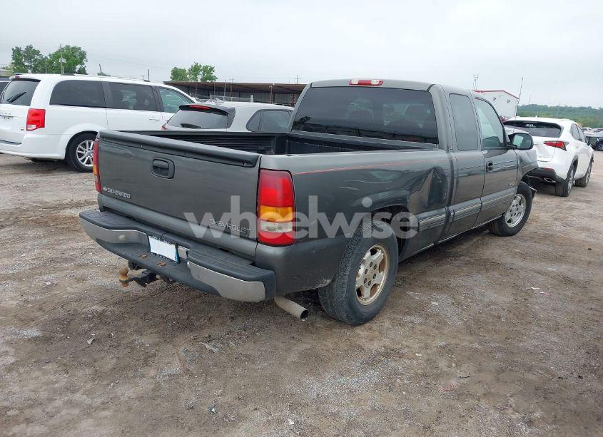 Photo 4 of 2001 Chevrolet Silverado 1500 LS (VIN 2GCEC19T011196527)
