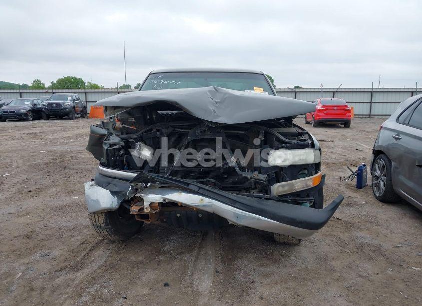 Photo 6 of 2001 Chevrolet Silverado 1500 LS (VIN 2GCEC19T011196527)