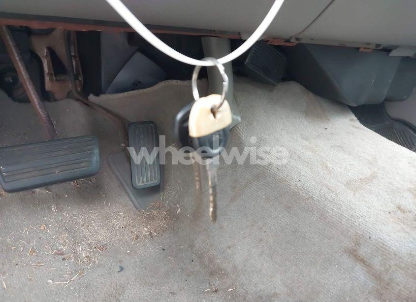 Photo 11 of 2001 Chevrolet Silverado 1500 LS (VIN 2GCEC19T011313975)