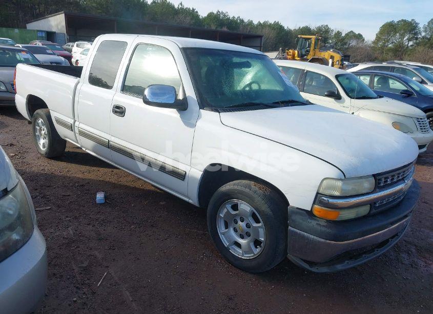 2002 Chevrolet Silverado 1500 LS (VIN 2GCEC19T021231049) main photo