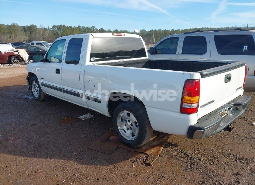 Photo 3 of 2002 Chevrolet Silverado 1500 LS (VIN 2GCEC19T021231049)