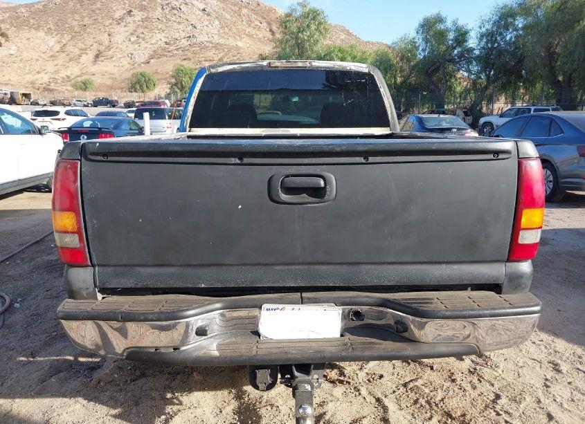 Photo 16 of 2002 Chevrolet Silverado 1500 LS (VIN 2GCEC19T021379007)