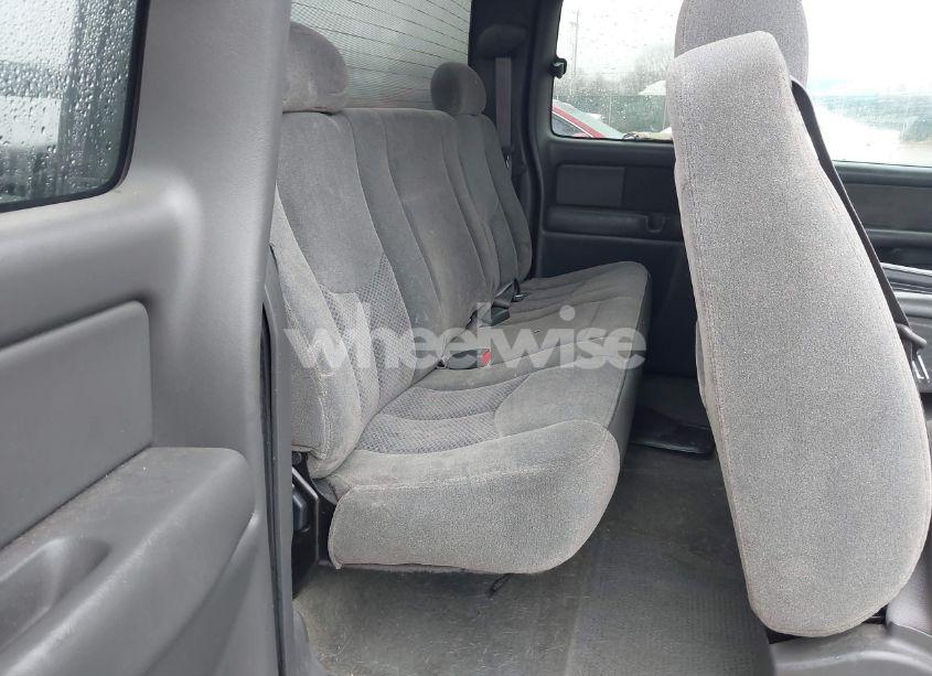 Photo 8 of 2003 Chevrolet Silverado 1500 LS (VIN 2GCEC19T031150716)