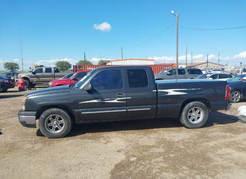 Photo 14 of 2003 Chevrolet Silverado 1500 LS (VIN 2GCEC19T031282911)