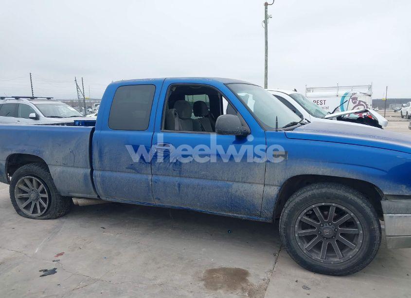 Photo 13 of 2003 Chevrolet Silverado 1500 LS (VIN 2GCEC19T031299689)