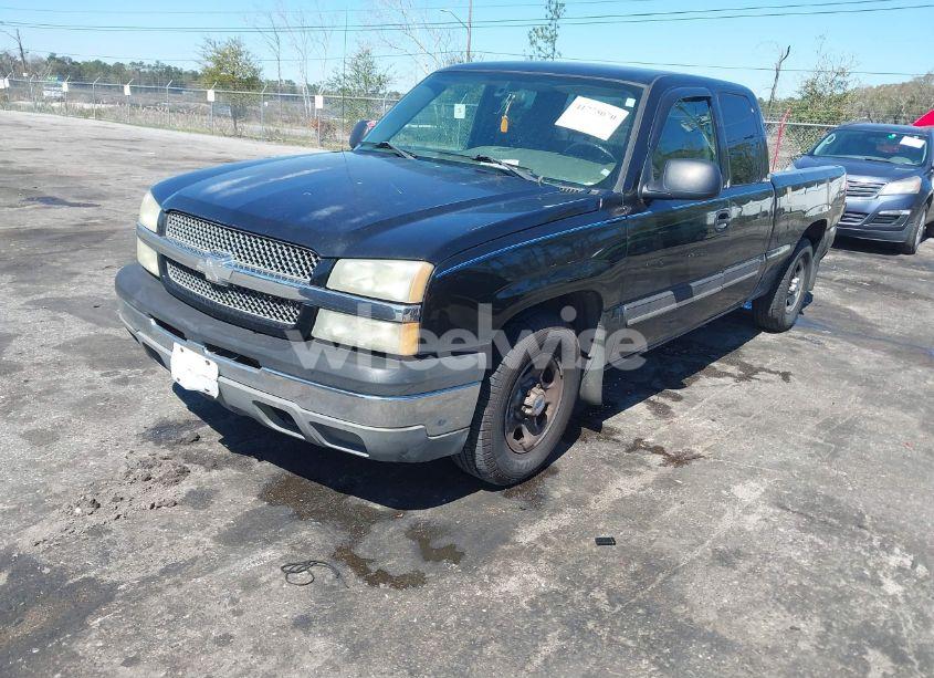 Photo 2 of 2004 Chevrolet Silverado 1500 LS (VIN 2GCEC19T041172345)