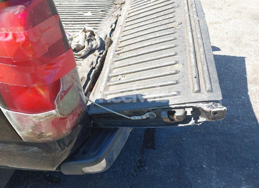 Photo 6 of 2004 Chevrolet Silverado 1500 LS (VIN 2GCEC19T041172345)