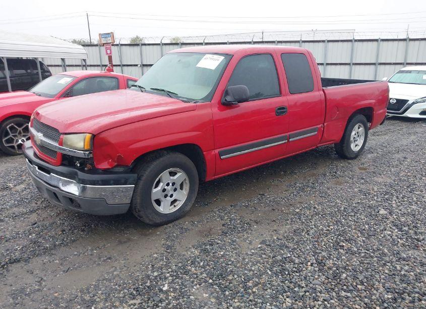 Photo 2 of 2005 Chevrolet Silverado 1500 LS (VIN 2GCEC19T051146135)