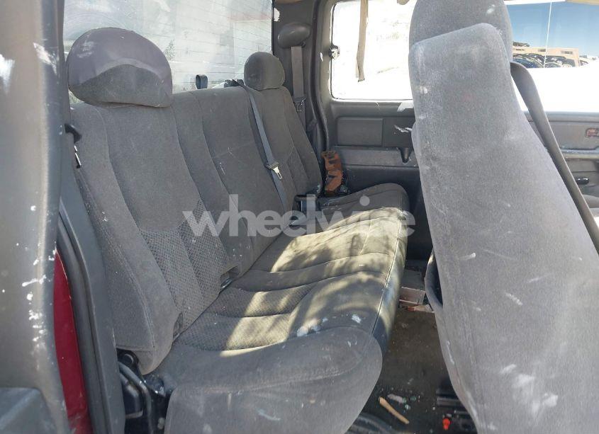 Photo 8 of 2006 Chevrolet Silverado 1500 LT1 (VIN 2GCEC19T061307830)