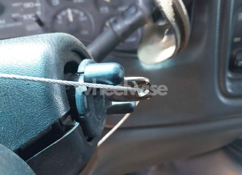 Photo 11 of 2000 Chevrolet Silverado 1500 LS (VIN 2GCEC19T0Y1271947)