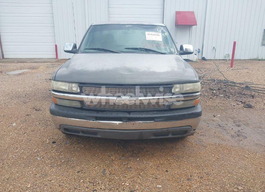 Photo 6 of 2000 Chevrolet Silverado 1500 LS (VIN 2GCEC19T0Y1271947)