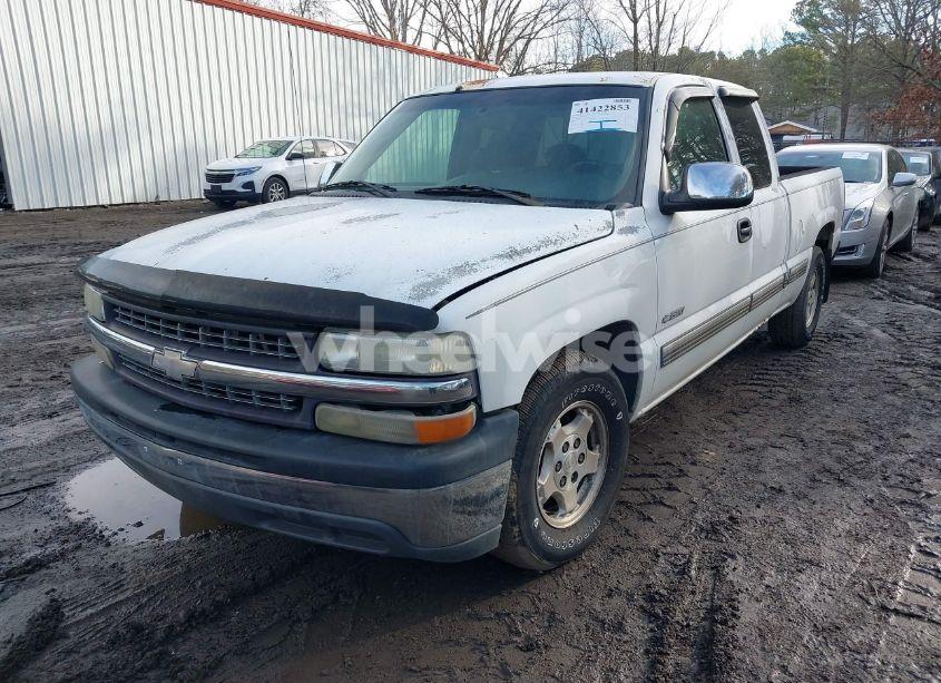 Photo 2 of 2001 Chevrolet Silverado 1500 LS (VIN 2GCEC19T111166937)