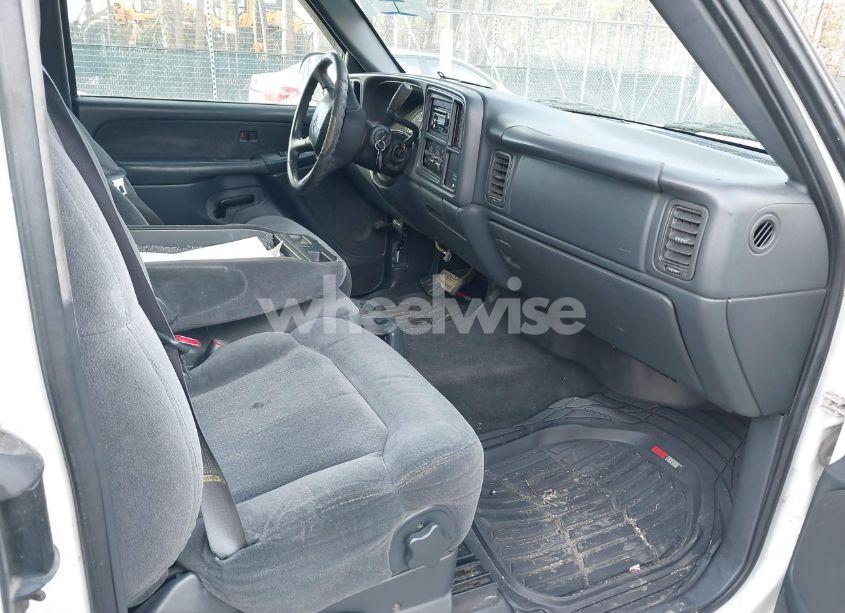 Photo 5 of 2001 Chevrolet Silverado 1500 LS (VIN 2GCEC19T111166937)