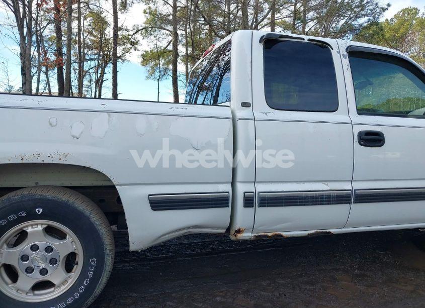 Photo 6 of 2001 Chevrolet Silverado 1500 LS (VIN 2GCEC19T111166937)