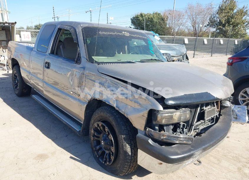 2001 Chevrolet Silverado C1500 (VIN 2GCEC19T111309806) main photo