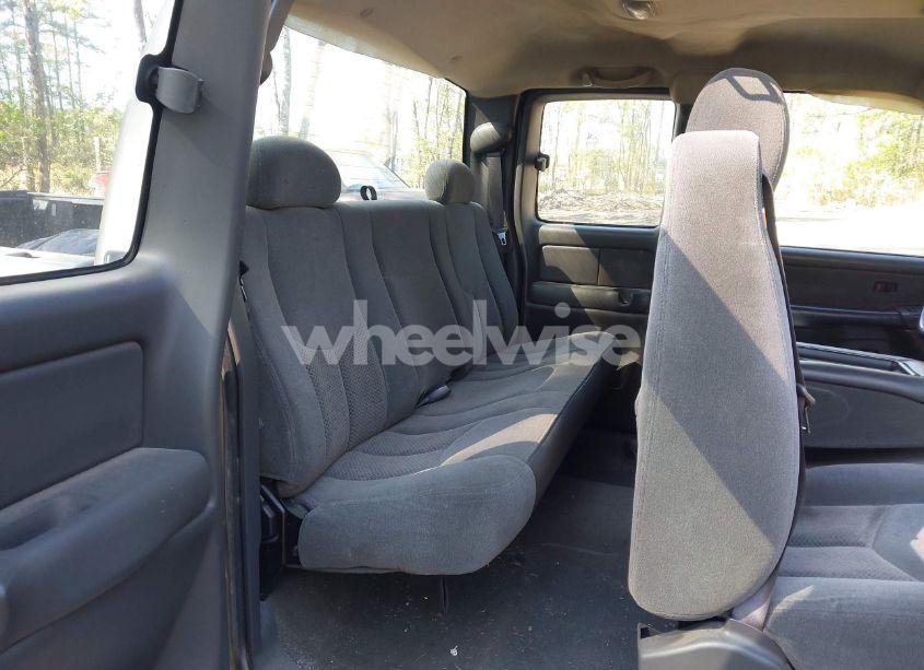 Photo 8 of 2003 Chevrolet Silverado 1500 LS (VIN 2GCEC19T131331601)