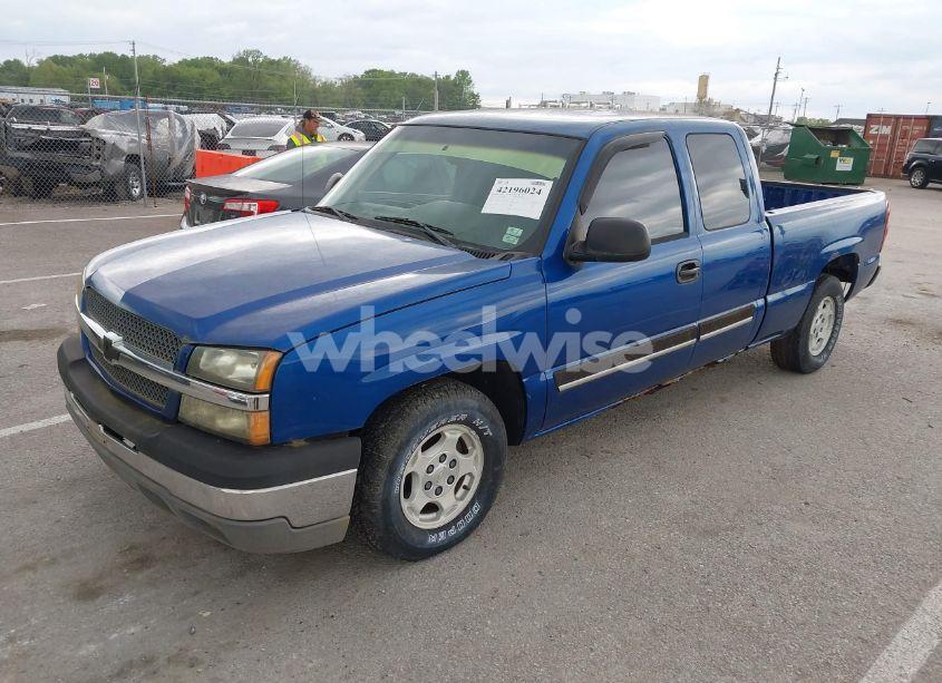 Photo 2 of 2003 Chevrolet Silverado 1500 LS (VIN 2GCEC19T131409598)