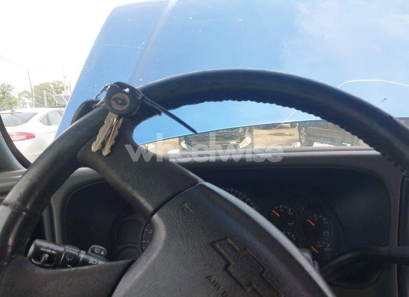 Photo 11 of 2004 Chevrolet Silverado 1500 LS (VIN 2GCEC19T141159894)