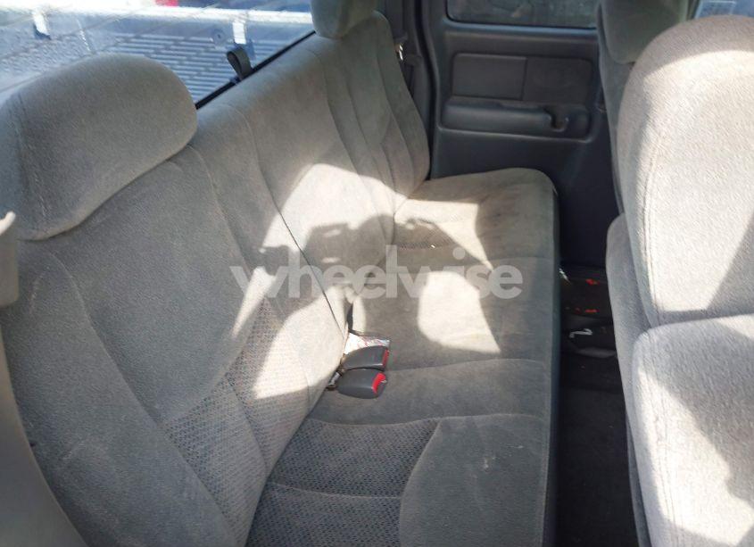 Photo 8 of 2004 Chevrolet Silverado 1500 LS (VIN 2GCEC19T141244184)