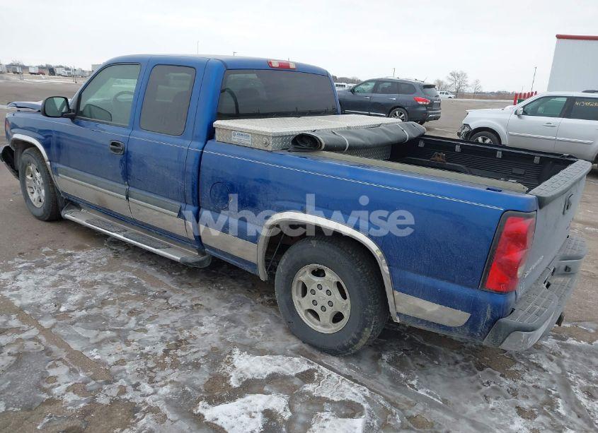 Photo 3 of 2004 Chevrolet Silverado 1500 LS (VIN 2GCEC19T141277069)