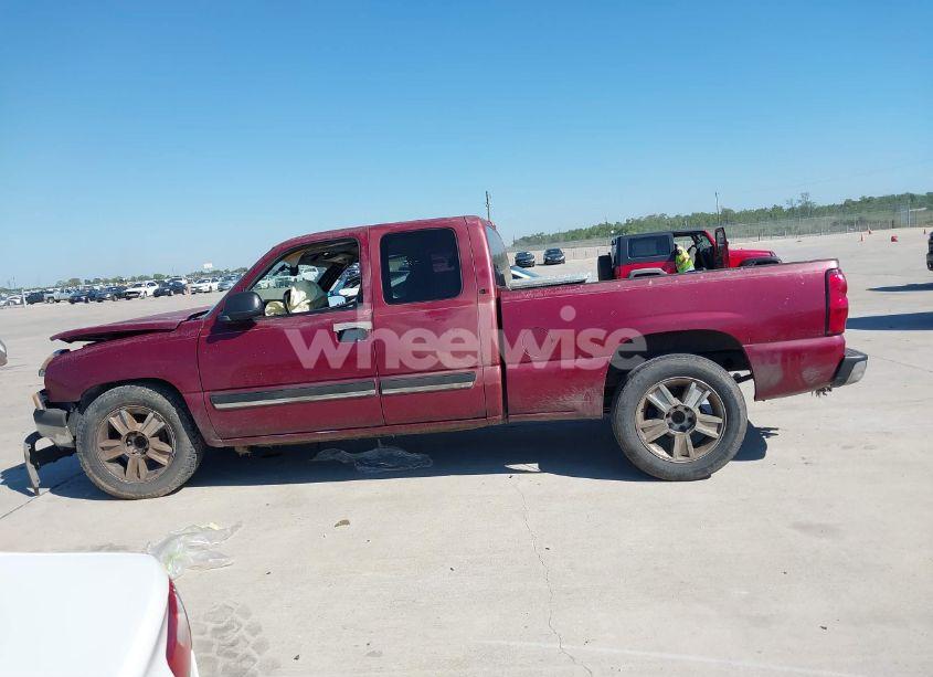 Photo 13 of 2004 Chevrolet Silverado 1500 LS (VIN 2GCEC19T141346195)