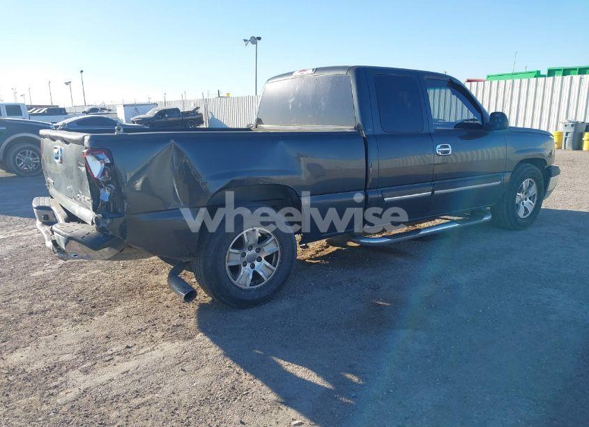 Photo 4 of 2004 Chevrolet Silverado 1500 LS (VIN 2GCEC19T141398698)
