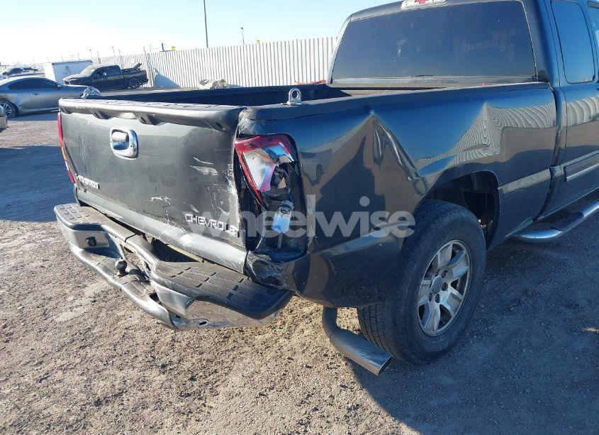 Photo 6 of 2004 Chevrolet Silverado 1500 LS (VIN 2GCEC19T141398698)