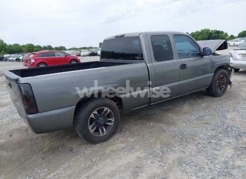 Photo 4 of 1999 Chevrolet Silverado 1500 LT (VIN 2GCEC19T1X1230774)
