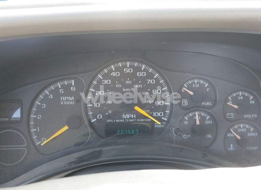 Photo 7 of 2000 Chevrolet Silverado 1500 LS (VIN 2GCEC19T1Y1147072)