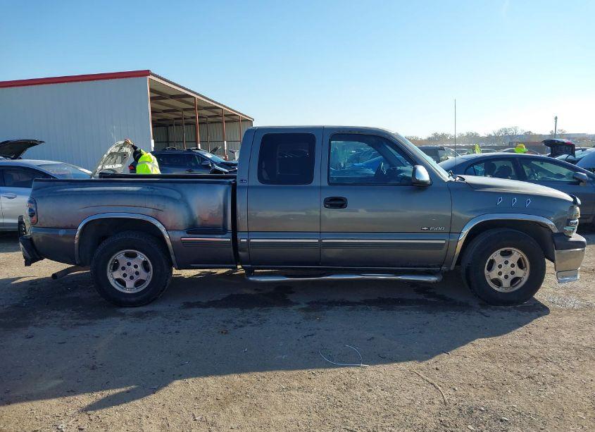 Photo 13 of 2000 Chevrolet Silverado 1500 LS (VIN 2GCEC19T1Y1211532)