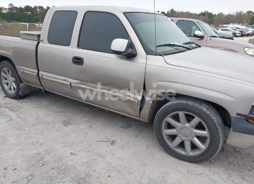 Photo 6 of 2000 Chevrolet Silverado 1500 LS (VIN 2GCEC19T1Y1250072)